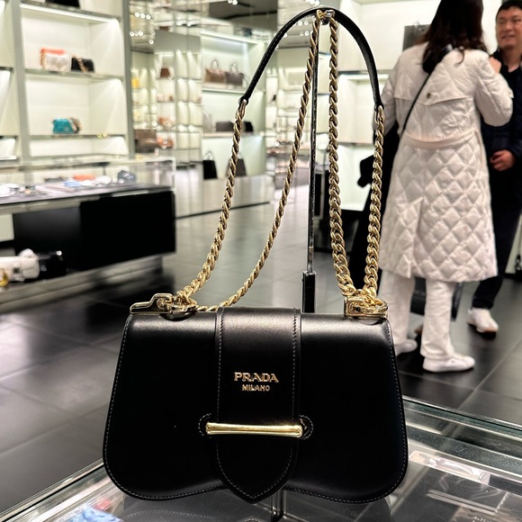 Prada Sidonie bag - Picture 1 of 6